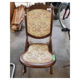 Floral Printed Rocking Chair