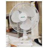 Duracraft Oscillating Fan