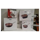 Parini Pans And Condiment Set