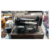 Singer Sewing Machine