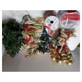 Gold/red Christmas Balls, Working Ribbon Lights,