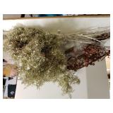 Silver Garland & Berry Tree Decoration