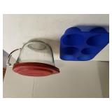 Silicone Muffin Mold & Anchor 8 Cups Measuring