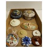 Small Oval Keepsake Boxes & Assorted Tops
