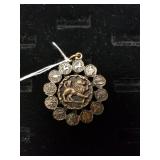 Vintage Zodiac Signs Pendant - Leo
