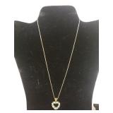 Ladies Necklace W/heart Shaped Pendant W/ Green