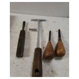 Oyster Culling Hammer & Vintage Oyster Knives