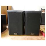 (2) Infinity Sterling Speakers