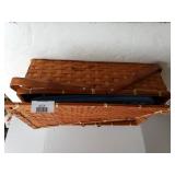 Picnic Basket Casserole Holder