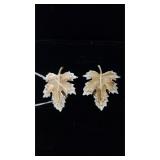 Vintage Sarah Coventry Clip On Leaf Earrings