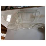 Pyrex Pie Plates & Casserole Dish