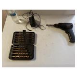 Black & Decker 3/8" Compact Cordless Drill With