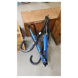 AB Lounge - Missing Screws To Fold Out