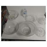 (4) Glass Serving Bowls And (2) Lids - Lids Do