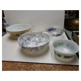 Decorative Mixing Bowls And Pyrex Bowls