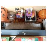 Assorted Halloween Decor