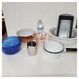 Kitchen Items,  Pyrex Bowl