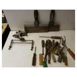 Spreaders, ? And Screwdrivers