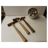 Electric Fence Insulators And Hammers