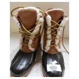 Brown Size 8 1/2 Lined Boots