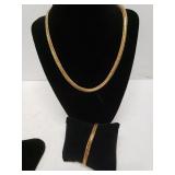 Gold Tone Necklace And Bracelet Marked DM