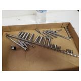 1/4" Ratchet, Extensions, Socketa Mostly