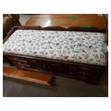Lane Cedar Chest With Blanket