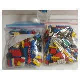 1 Lb Of Vintage Legos