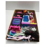 Assorted Toy Figures & Play items