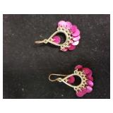 Ladies Gold Tone Dangle Earrings No Markings