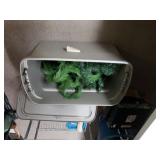 Storage Tote With Garland