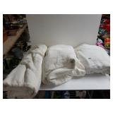 Bedspreads 3 In Lot