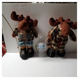 2 Door Stoppers, Mooses