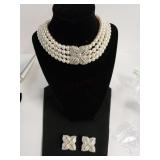 Ladies Gold Tone Pearl Like Choker Necklace With