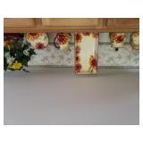 Decorative Flowered Dishes - Watering Can, Cream/