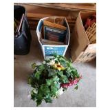 Artificial Floral Decor & Tom & Jerry/ Cartoon