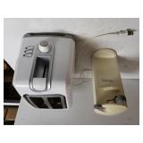 Black & Decker Can Opener & Toaster