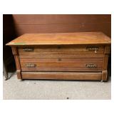 Vintage 2-drawer coffee table/tv stand - no key