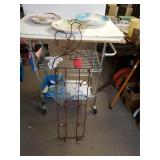 Rooster Wall Rack For Decorative Plates