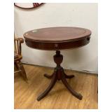28" Round Mahogany Table