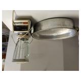 Roasting Pan & Osterizer Blender