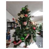 3 1/2 Ft Lighted Decorated Christmas Tree