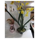 Artificial Floral Decor