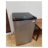 Magic Chef  College Refrigerator