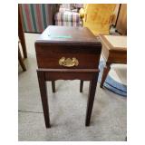 Standing Cigar Chest