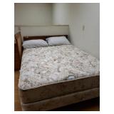 Sealy Posturepedic Box Spring And Mattress.