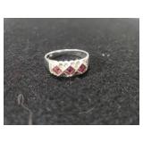 Ladies Silver Ring With Clear & Pink Stones -