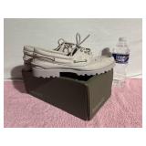 New Womens Timberland Loafers, size 7 1/2
