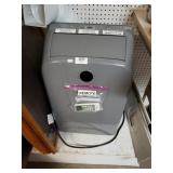 Hisense, 000 BTU Portable AC With Remote. Works