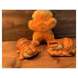 Garfield Enesco Figurines 1981 & Plush Garfield